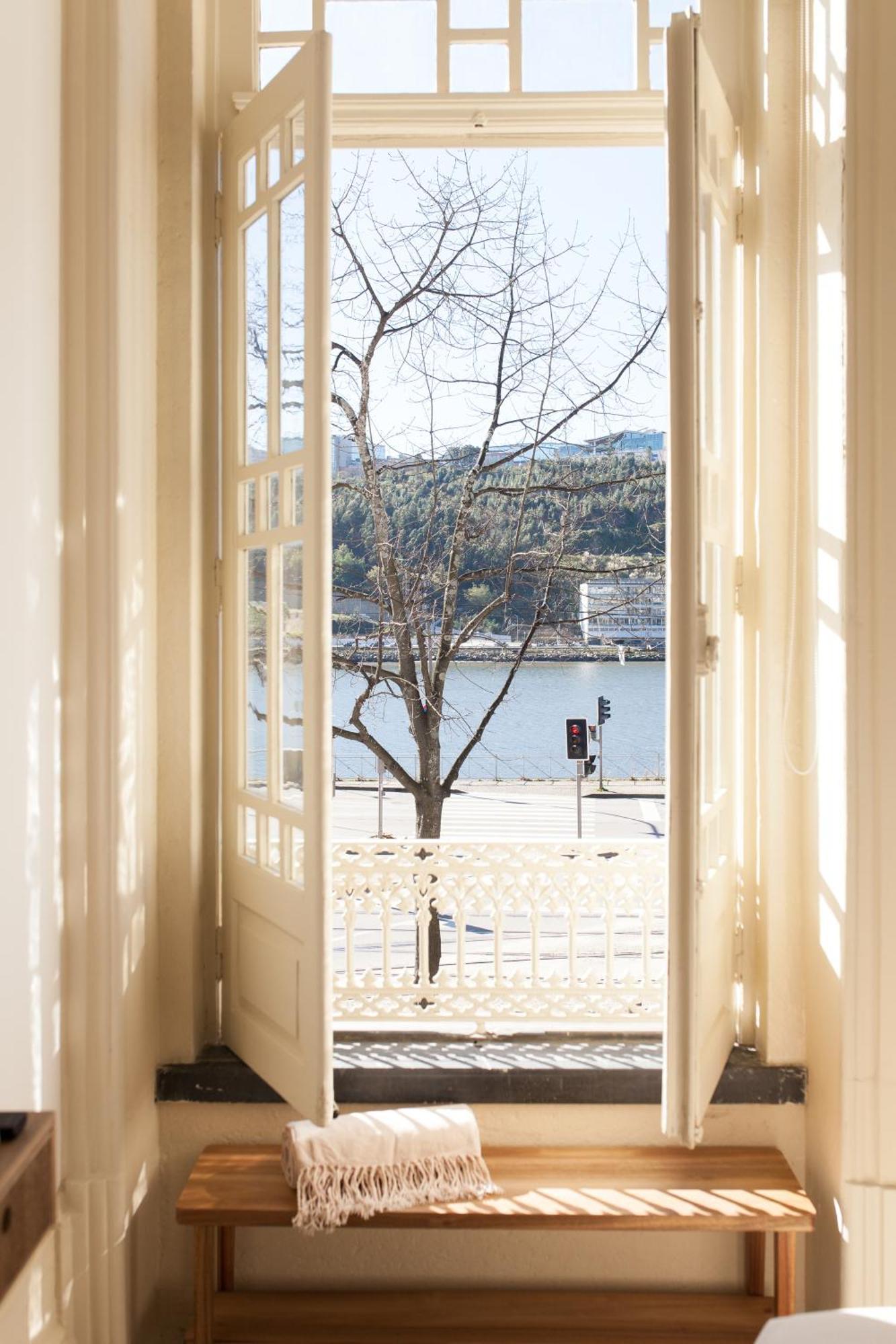 Viva Alameda Suites - River Guest House Porto Exteriér fotografie